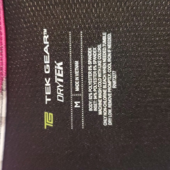 Tek Gear Dry Tek Workout Jacket. Size Medium Long Sleeved with Thumb Holes. - Picture 6 of 11